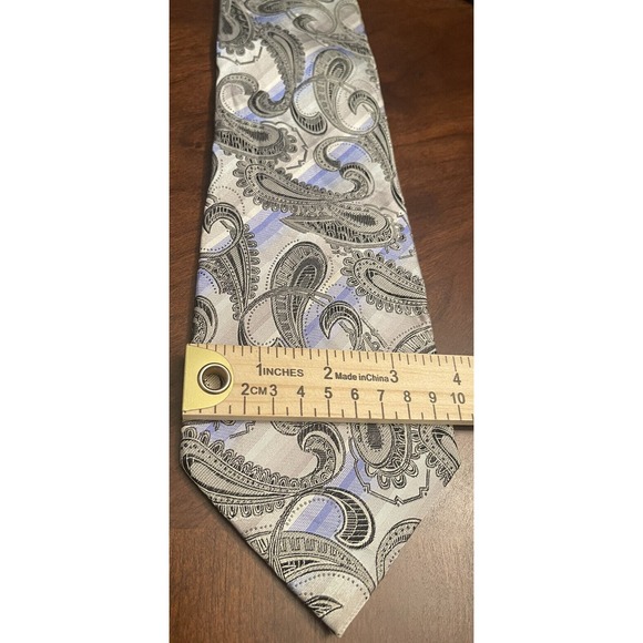Ferre Massimo, Hand Made, 100% Silk Men’s Neck Tie, Made In China - Picture 4 of 9
